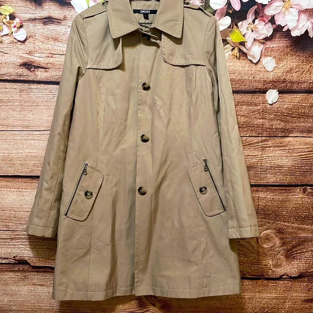 DKNY trench coat - Picture 2 of 13